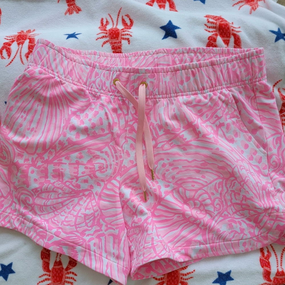 New With Tags Lilly Pulitzer Kylar Shorts Pelican Pink Large